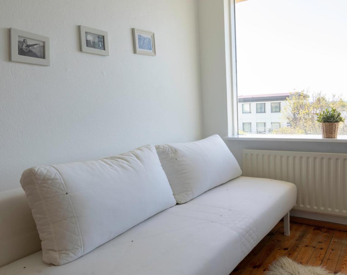 Blue House B&B Seltjarnarnes ภายนอก รูปภาพ