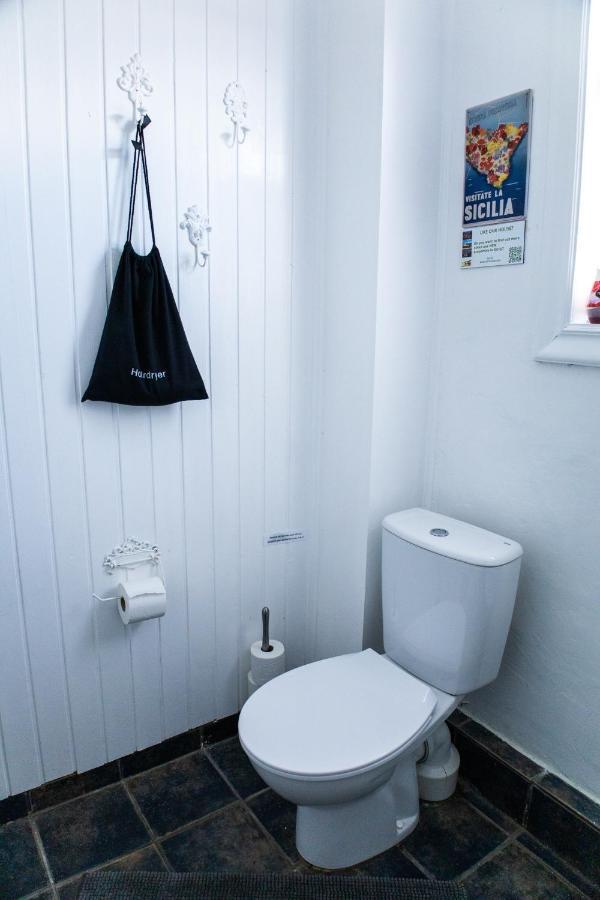 Blue House B&B Seltjarnarnes ภายนอก รูปภาพ